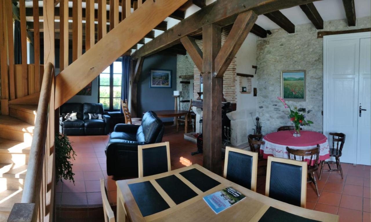 Biou Bed and Breakfast La Sauvetat-sur-Lède Exterior foto